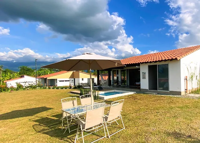 Casa Campestre Exclusiva Con Jacuzzi A 10 Minutos Del Aeropuerto